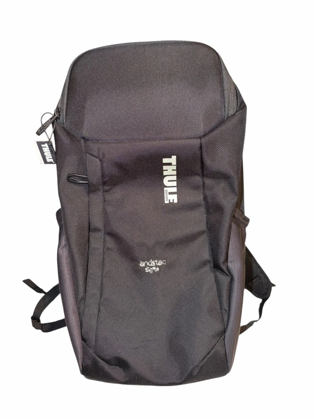 Thule Accent 20L 16” Computer Laptop Backpack Black 9020-64 New w/ Flaw